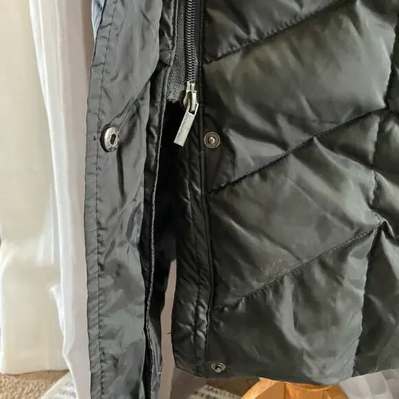 Women's Black Quilted Coat - Picture 6 of 10